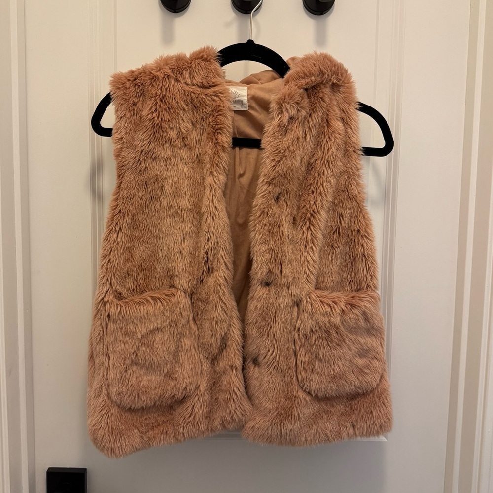 Zara Kids Faux Fur Vest With Hood - Pink / Blush Size 11/12 years